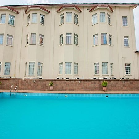 The Congress Hotel Accra Esterno foto