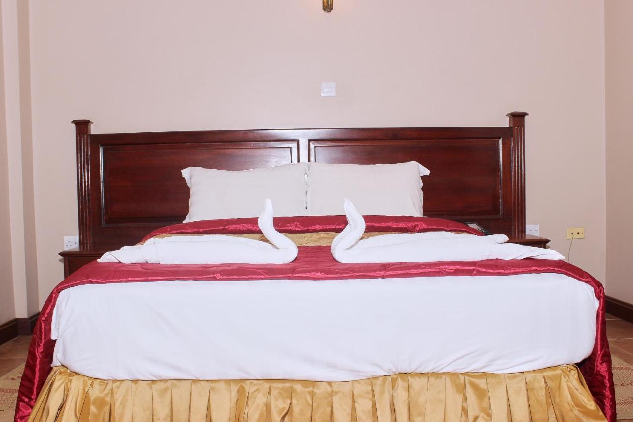The Congress Hotel Accra Esterno foto