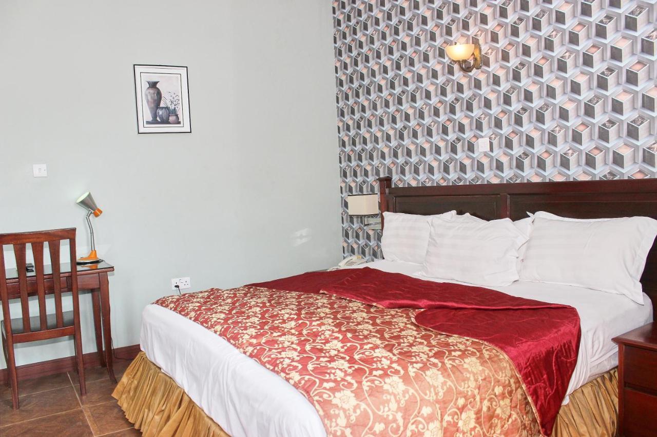 The Congress Hotel Accra Esterno foto