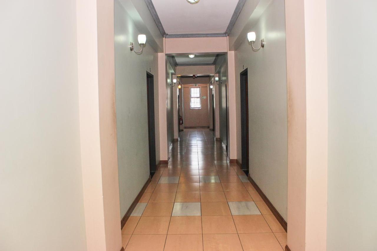 The Congress Hotel Accra Esterno foto