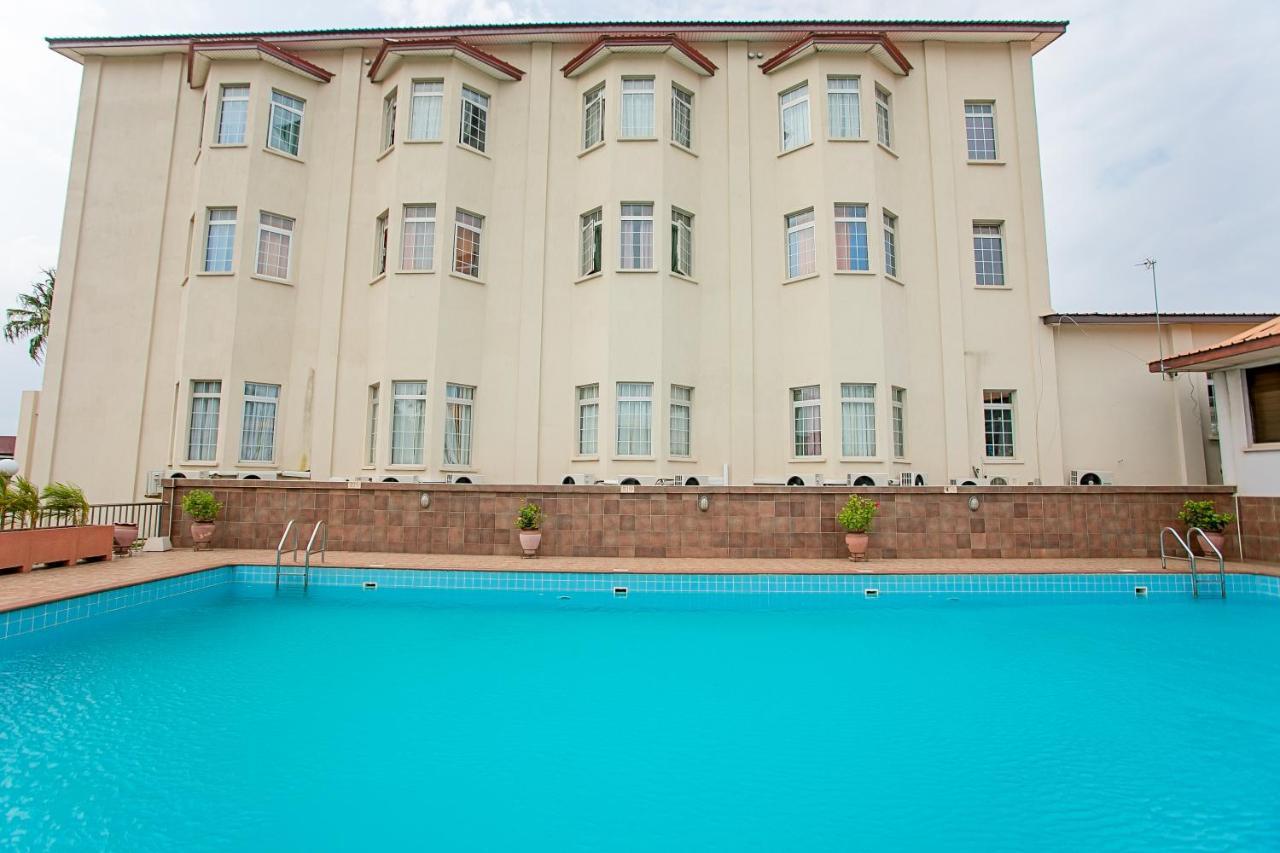 The Congress Hotel Accra Esterno foto