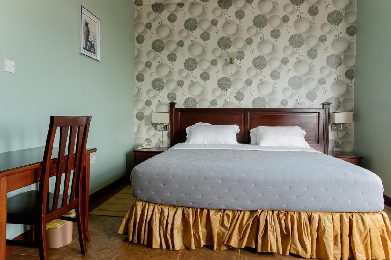 The Congress Hotel Accra Esterno foto