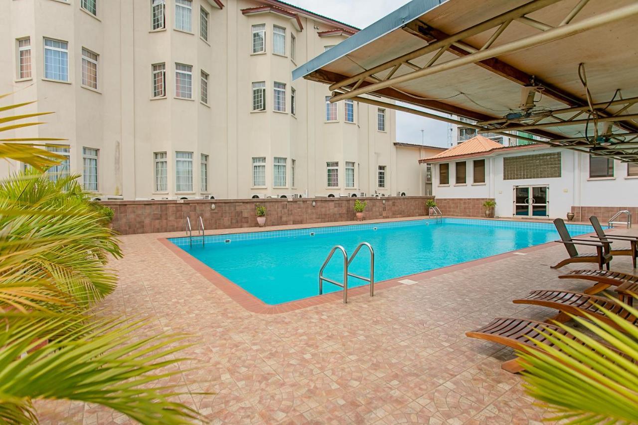 The Congress Hotel Accra Esterno foto