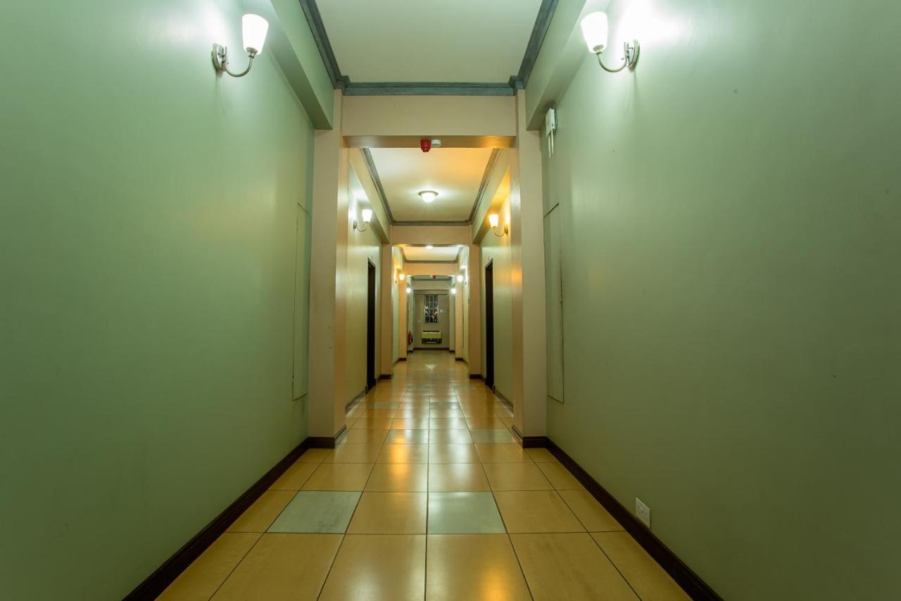 The Congress Hotel Accra Esterno foto